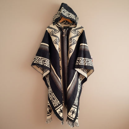 Otavalo Poncho — Andean Symbols Edition